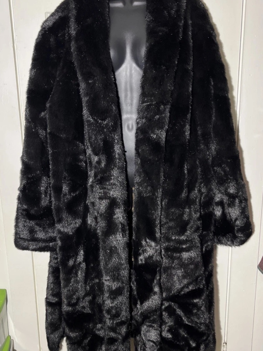 Women’s Faux Fur Coat Size 2X Dennis Basso Black Midi Animal Print Lining